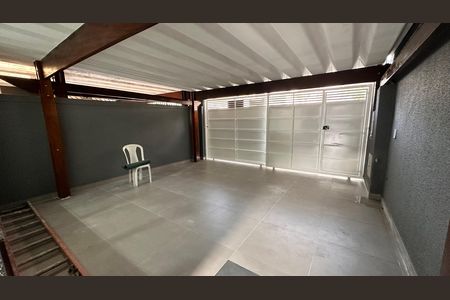 Casa à venda com 125m², 3 quartos e 2 vagas