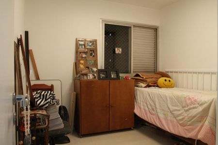 Apartamento à venda com 68m², 2 quartos e 3 vagasQuarto 3