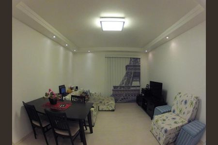 Apartamento à venda com 68m², 2 quartos e 3 vagasSala