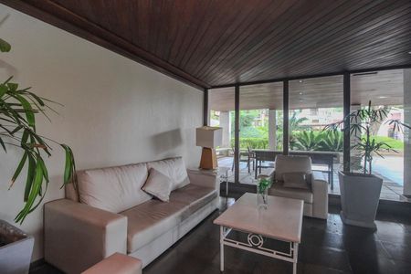 Apartamento à venda com 103m², 3 quartos e 1 vaga Apartamento à venda com 103m², 3 quartos e 1 vagaHall de entrada