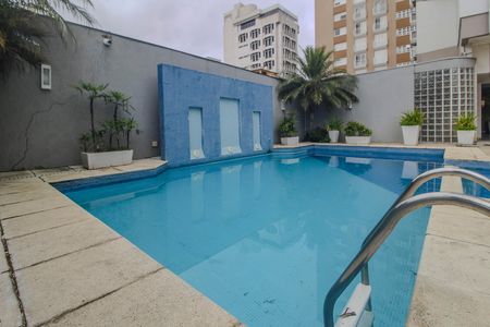 Apartamento à venda com 103m², 3 quartos e 1 vaga Apartamento à venda com 103m², 3 quartos e 1 vagaÁrea comum - Piscina