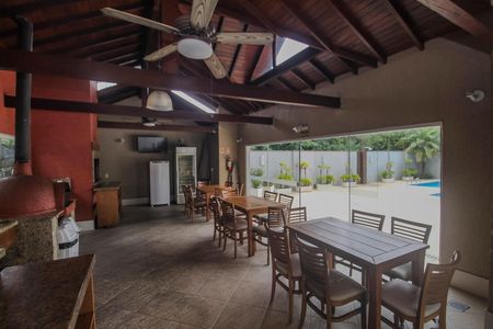 Apartamento à venda com 103m², 3 quartos e 1 vaga Apartamento à venda com 103m², 3 quartos e 1 vagaÁrea comum - Churrasqueira