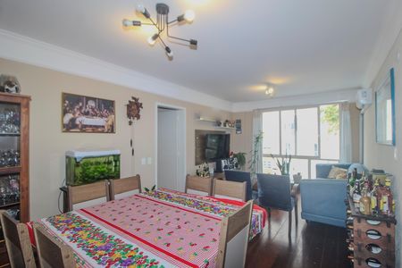Apartamento à venda com 103m², 3 quartos e 1 vaga Apartamento à venda com 103m², 3 quartos e 1 vagaSala