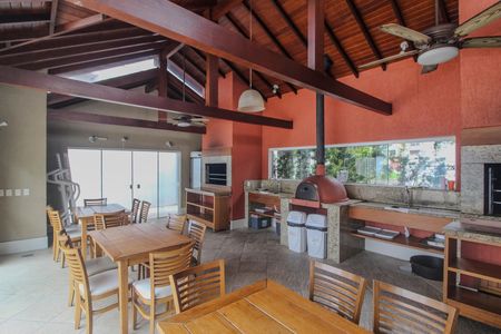 Apartamento à venda com 103m², 3 quartos e 1 vaga Apartamento à venda com 103m², 3 quartos e 1 vagaÁrea comum - Churrasqueira
