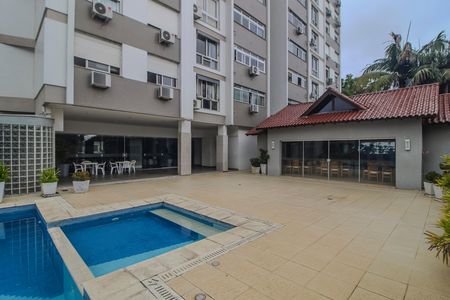 Apartamento à venda com 103m², 3 quartos e 1 vaga Apartamento à venda com 103m², 3 quartos e 1 vagaÁrea comum - Piscina