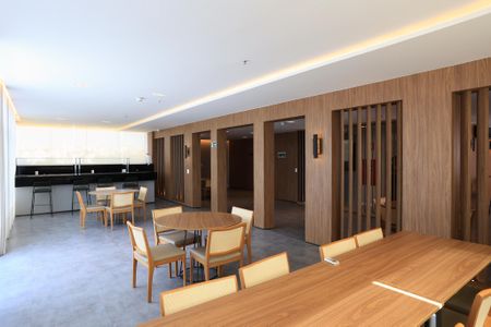 Apartamento para alugar com 41m², 1 quarto e 1 vaga Apartamento para alugar com 41m², 1 quarto e 1 vagaÁrea comum - Salão de festas