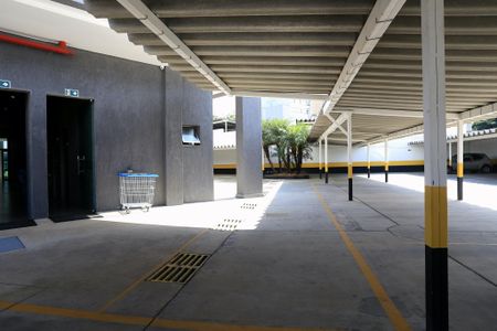 Apartamento para alugar com 41m², 1 quarto e 1 vaga Apartamento para alugar com 41m², 1 quarto e 1 vagaGaragem