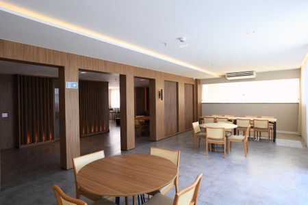 Apartamento para alugar com 41m², 1 quarto e 1 vaga Apartamento para alugar com 41m², 1 quarto e 1 vagaÁrea comum - Salão de festas