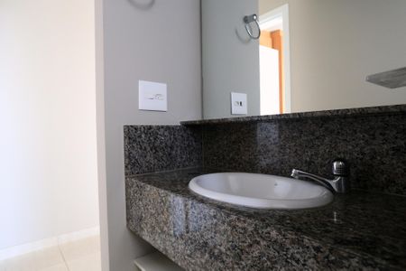 Apartamento para alugar com 41m², 1 quarto e 1 vaga Apartamento para alugar com 41m², 1 quarto e 1 vagaBanheiro