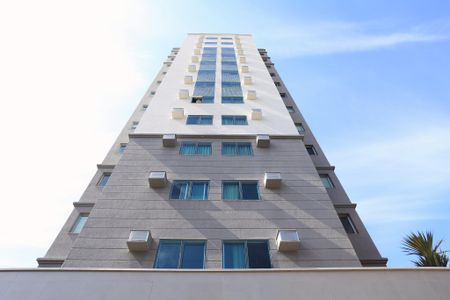 Apartamento para alugar com 41m², 1 quarto e 1 vaga Apartamento para alugar com 41m², 1 quarto e 1 vagaFachada