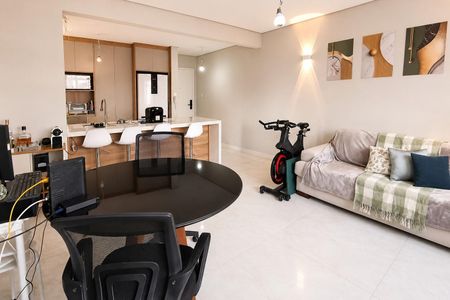 Apartamento para alugar com 90m², 3 quartos e sem vaga Apartamento para alugar com 90m², 3 quartos e sem vagaSala