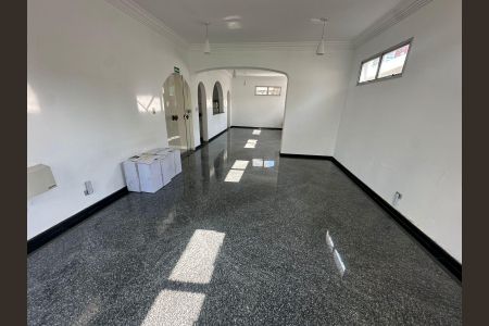 Apartamento à venda com 67m², 2 quartos e 1 vagaÁrea externa