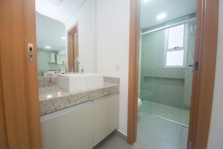 Apartamento para alugar com 68m², 1 quarto e 2 vagas Apartamento para alugar com 68m², 1 quarto e 2 vagasBanheiro