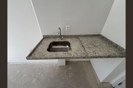 Apartamento à venda com 28m², 1 quarto e sem vaga Apartamento à venda com 28m², 1 quarto e sem vagaSala/Cozinha