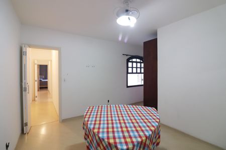 Casa à venda com 150m², 3 quartos e 2 vagasQuarto 1 - Suíte