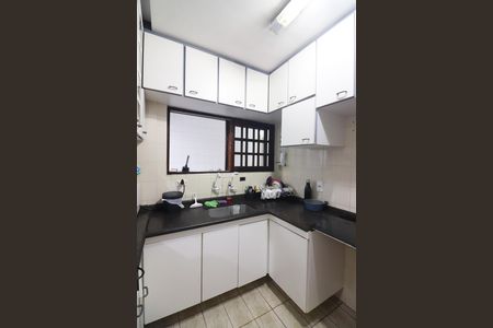 Casa à venda com 150m², 3 quartos e 2 vagasCopa e Cozinha 