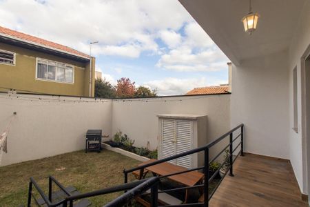 Casa à venda com 277m², 3 quartos e 3 vagas Casa à venda com 277m², 3 quartos e 3 vagasQuintal