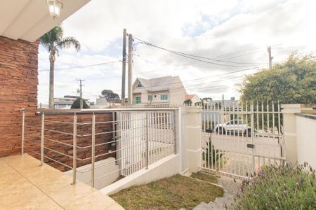 Casa à venda com 277m², 3 quartos e 3 vagas Casa à venda com 277m², 3 quartos e 3 vagasÁrea externa