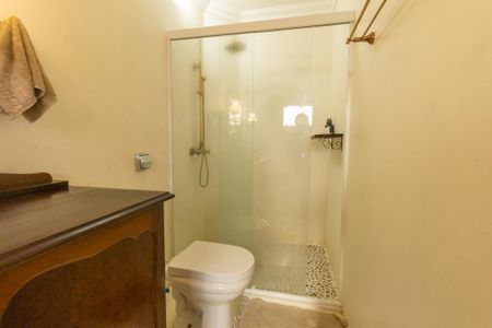 Casa à venda com 277m², 3 quartos e 3 vagas Casa à venda com 277m², 3 quartos e 3 vagasBanheiro da Suíte 1