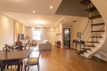 Sala de casa à venda com 3 quartos, 277m² em Portão, Curitiba