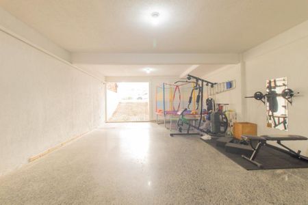 Casa à venda com 277m², 3 quartos e 3 vagas Casa à venda com 277m², 3 quartos e 3 vagasGaragem