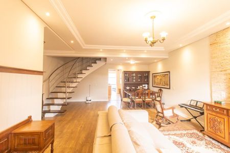 Sala de casa à venda com 3 quartos, 277m² em Portão, Curitiba