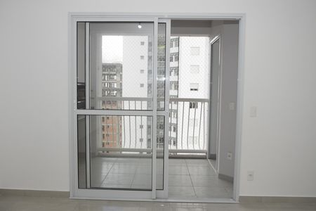 Apartamento para alugar com 82m², 2 quartos e 1 vagaVaranda