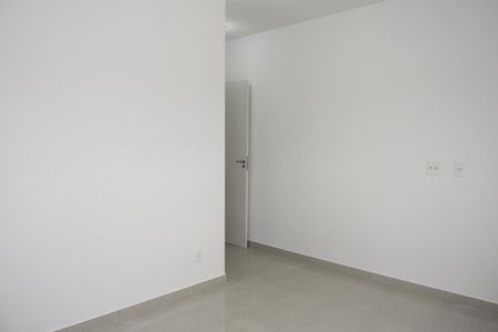 Apartamento para alugar com 82m², 2 quartos e 1 vagaSuíte