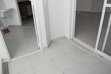 Apartamento para alugar com 82m², 2 quartos e 1 vagaVaranda