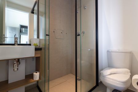 Banheiro de kitnet/studio à venda com 1 quarto, 17m² em Paraíso, São Paulo