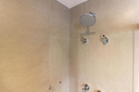 Banheiro de kitnet/studio à venda com 1 quarto, 17m² em Paraíso, São Paulo