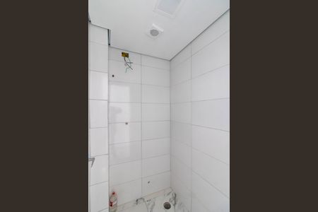 Casa de condomínio para alugar com 93m², 2 quartos e 1 vaga Casa de condomínio para alugar com 93m², 2 quartos e 1 vagaBanheiro