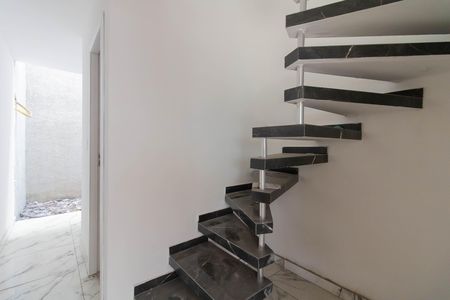 Casa de condomínio para alugar com 93m², 2 quartos e 1 vaga Casa de condomínio para alugar com 93m², 2 quartos e 1 vagaEmtrada