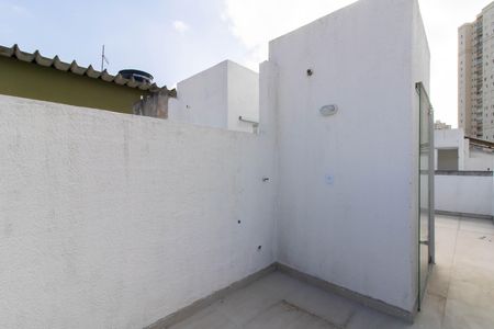 Casa de condomínio para alugar com 93m², 2 quartos e 1 vaga Casa de condomínio para alugar com 93m², 2 quartos e 1 vagaTerraço