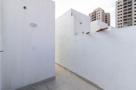 Casa de condomínio para alugar com 93m², 2 quartos e 1 vaga Casa de condomínio para alugar com 93m², 2 quartos e 1 vagaTerraço