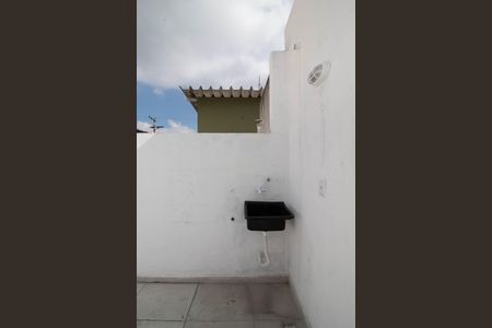 Casa de condomínio para alugar com 95m², 2 quartos e 1 vagaÁrea de Serviço