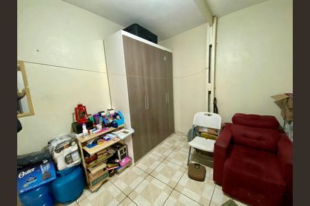 Casa à venda com 214m², 2 quartos e 2 vagas