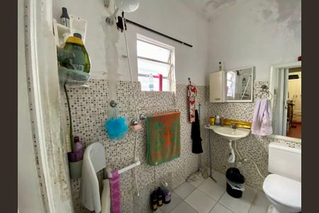 Casa à venda com 214m², 2 quartos e 2 vagas