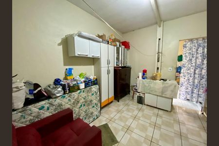 Casa à venda com 214m², 2 quartos e 2 vagas