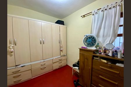 Casa à venda com 214m², 2 quartos e 2 vagas