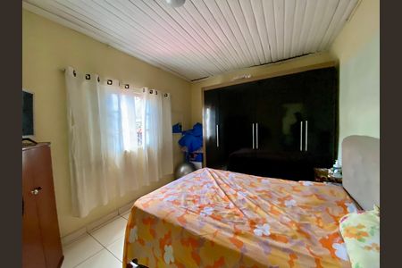 Casa à venda com 214m², 2 quartos e 2 vagas