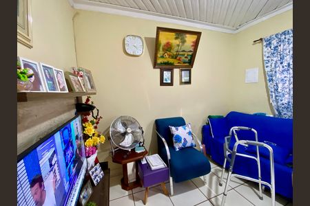 Casa à venda com 214m², 2 quartos e 2 vagas