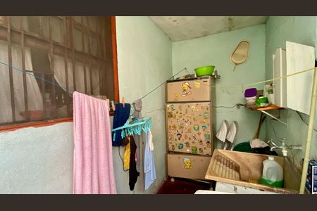 Casa à venda com 214m², 2 quartos e 2 vagas