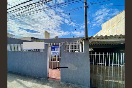Casa à venda com 214m², 2 quartos e 2 vagas