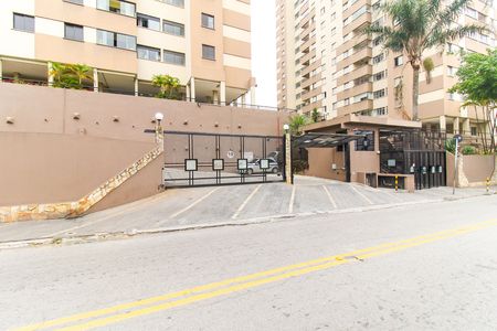 Apartamento à venda com 65m², 2 quartos e 1 vaga Apartamento à venda com 65m², 2 quartos e 1 vagaFachada