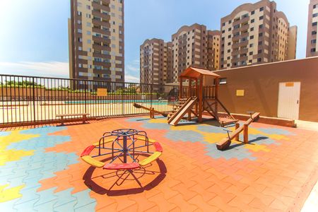 Apartamento à venda com 65m², 2 quartos e 1 vaga Apartamento à venda com 65m², 2 quartos e 1 vagaÁrea comum - Playground