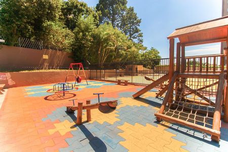 Apartamento à venda com 65m², 2 quartos e 1 vaga Apartamento à venda com 65m², 2 quartos e 1 vagaÁrea comum - Playground