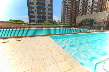 Apartamento à venda com 65m², 2 quartos e 1 vaga Apartamento à venda com 65m², 2 quartos e 1 vagaÁrea comum - Piscina