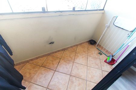 Apartamento à venda com 65m², 2 quartos e 1 vaga Apartamento à venda com 65m², 2 quartos e 1 vagaVaranda