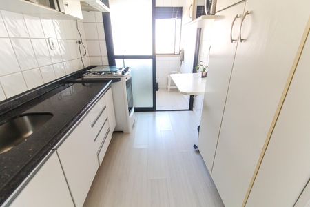 Apartamento à venda com 65m², 2 quartos e 1 vaga Apartamento à venda com 65m², 2 quartos e 1 vagaCozinha